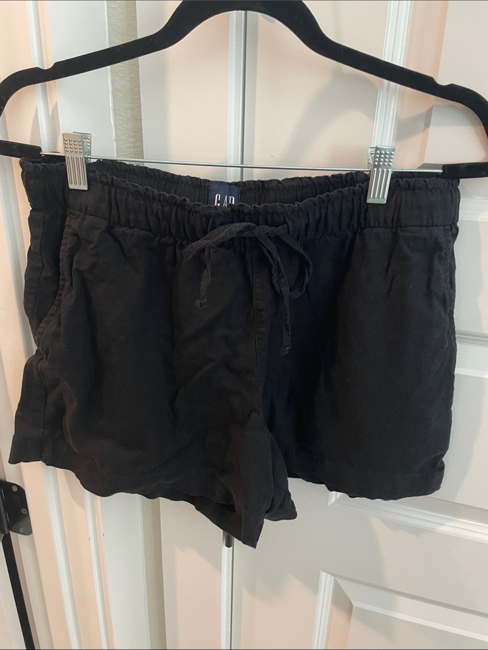 GAP Black Drawstring Athletic Lounge Shorts
